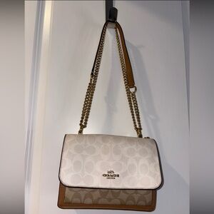 Klare Crossbody Bag
